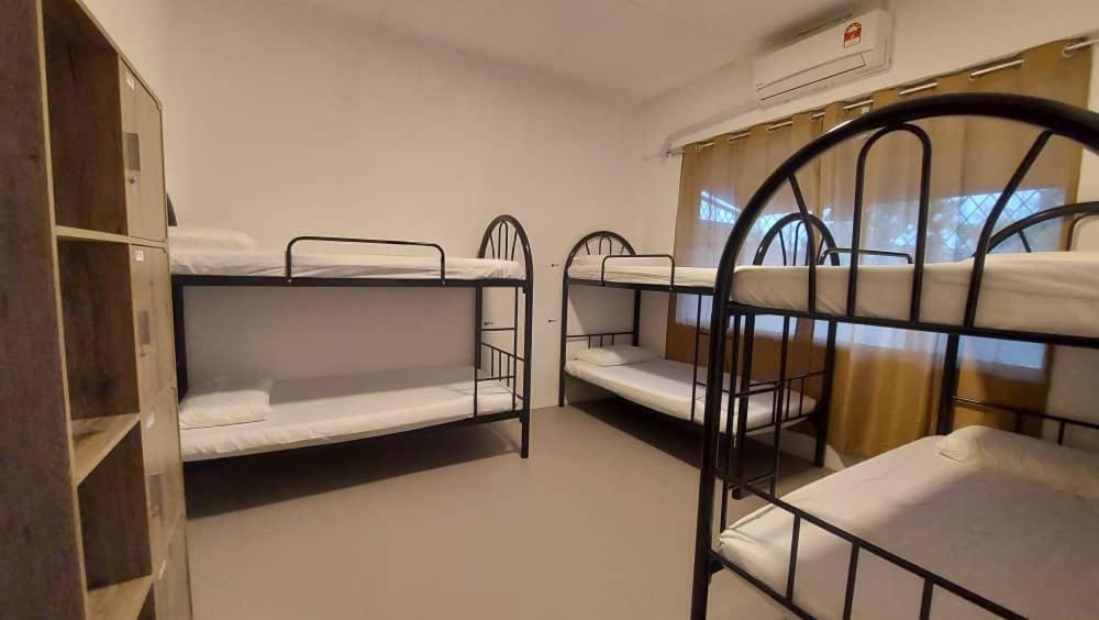 Karya Story Hostel Kudat Buitenkant foto