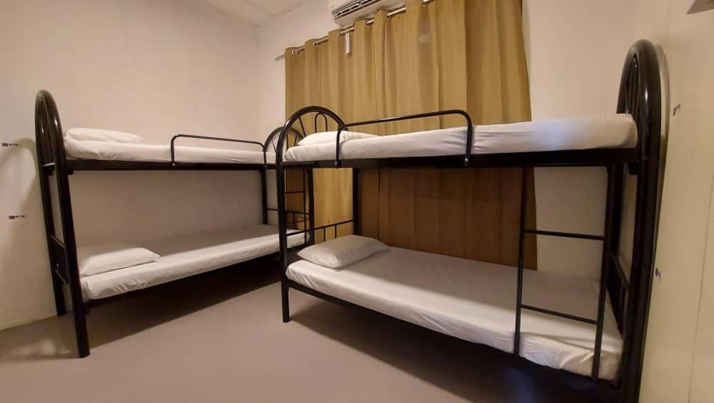 Karya Story Hostel Kudat Buitenkant foto